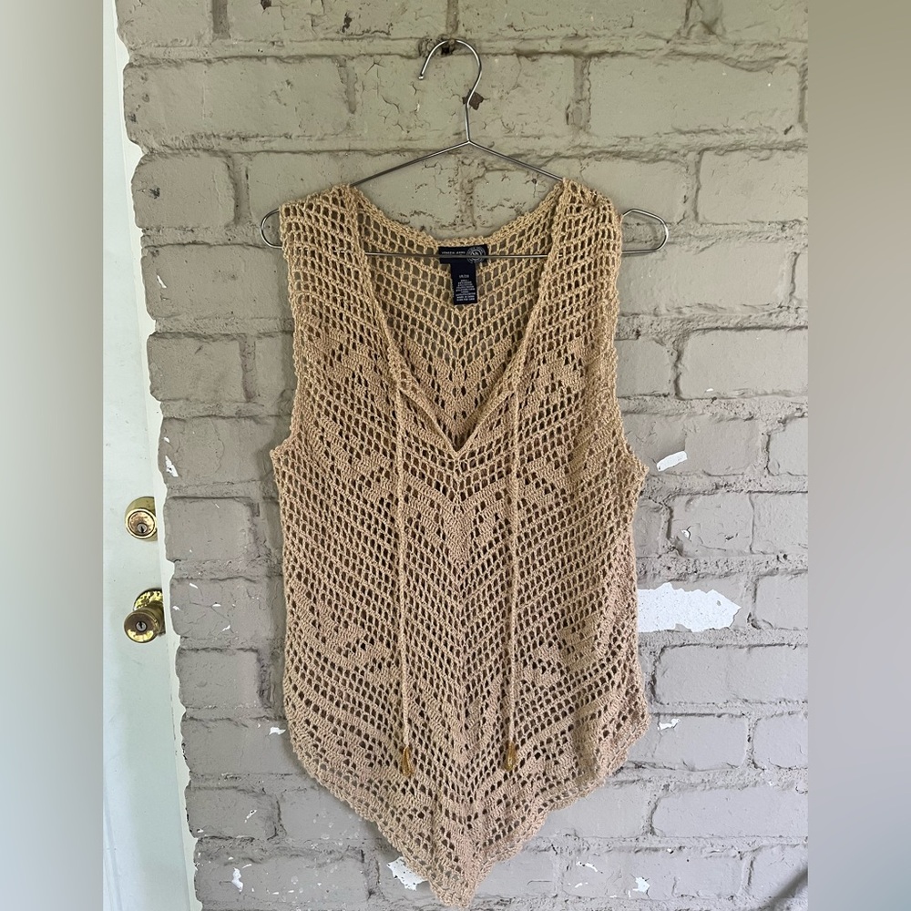 Sleeveless Glitter Crochet Tunic Tank Top